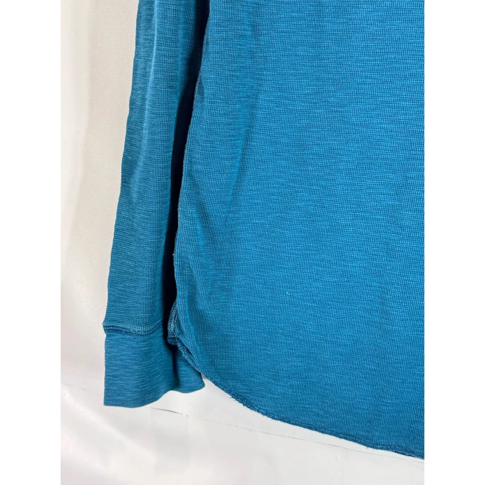 AMERICAN EAGLE OUTFITTERS Men's Blue Crewneck Athletic-Fit Thermal Shirt SZ M