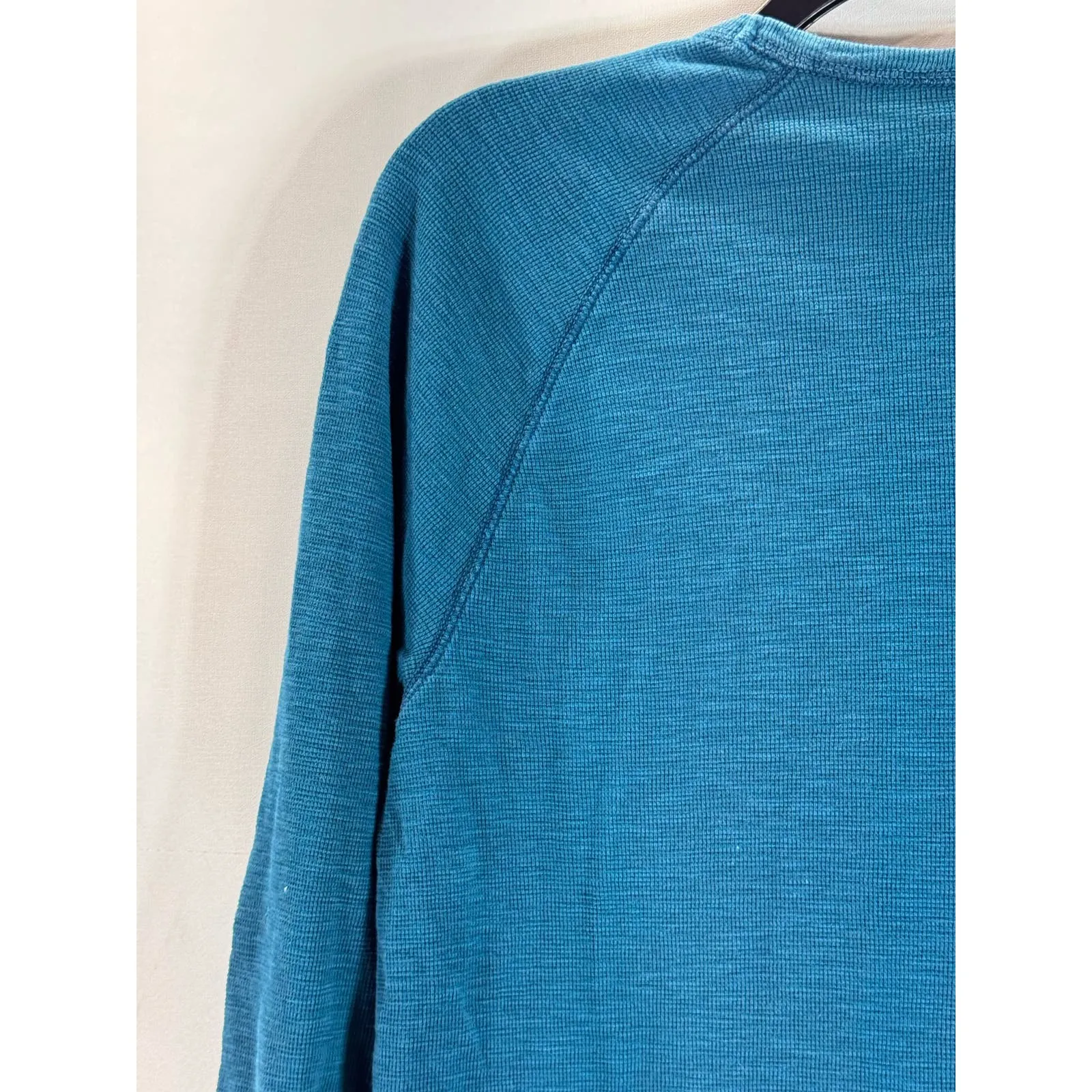 AMERICAN EAGLE OUTFITTERS Men's Blue Crewneck Athletic-Fit Thermal Shirt SZ M