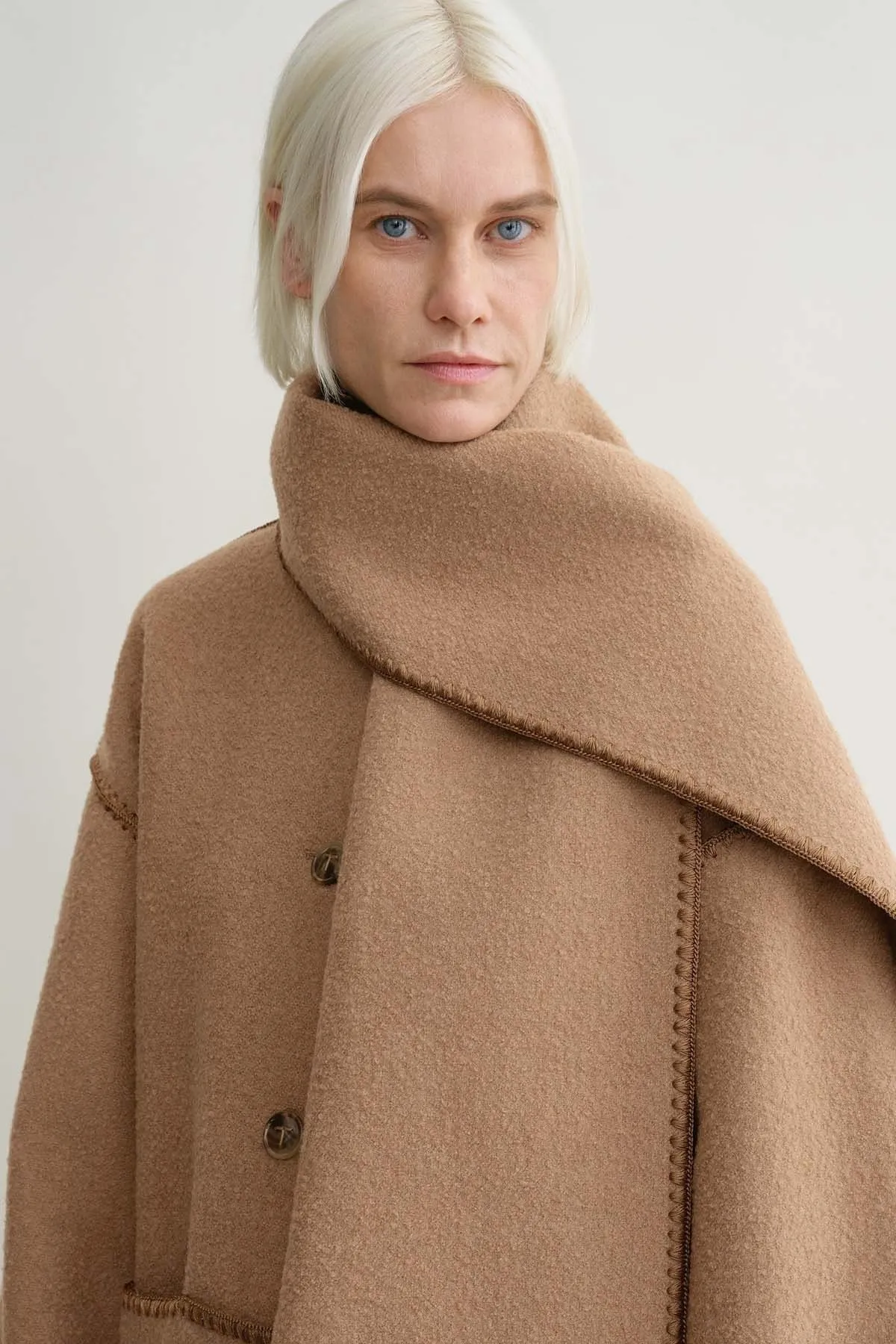 Embroidered Scarf Coat