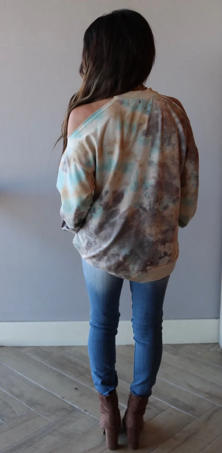 FEATURE TieDye ColdShoulder Knit Tunic Top