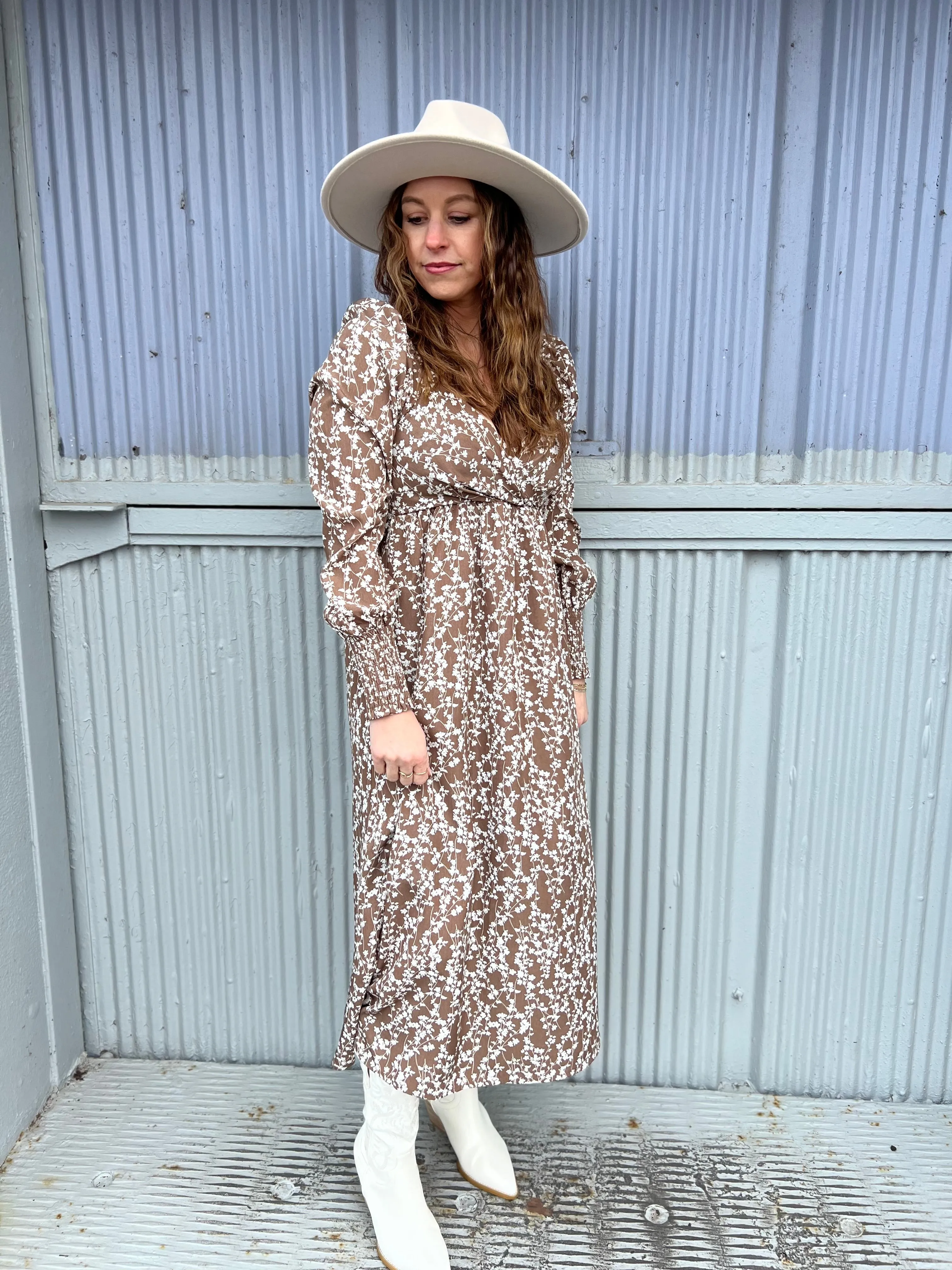 Floral Print Smocked Cuff Long Sleeve Midi Dress