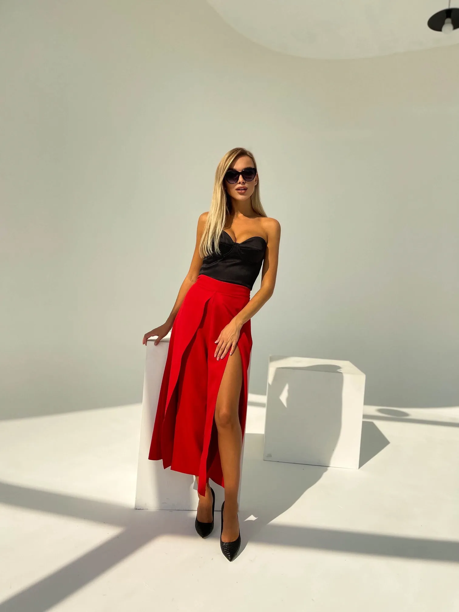 Red High Waist Slit Cuff Сulottes