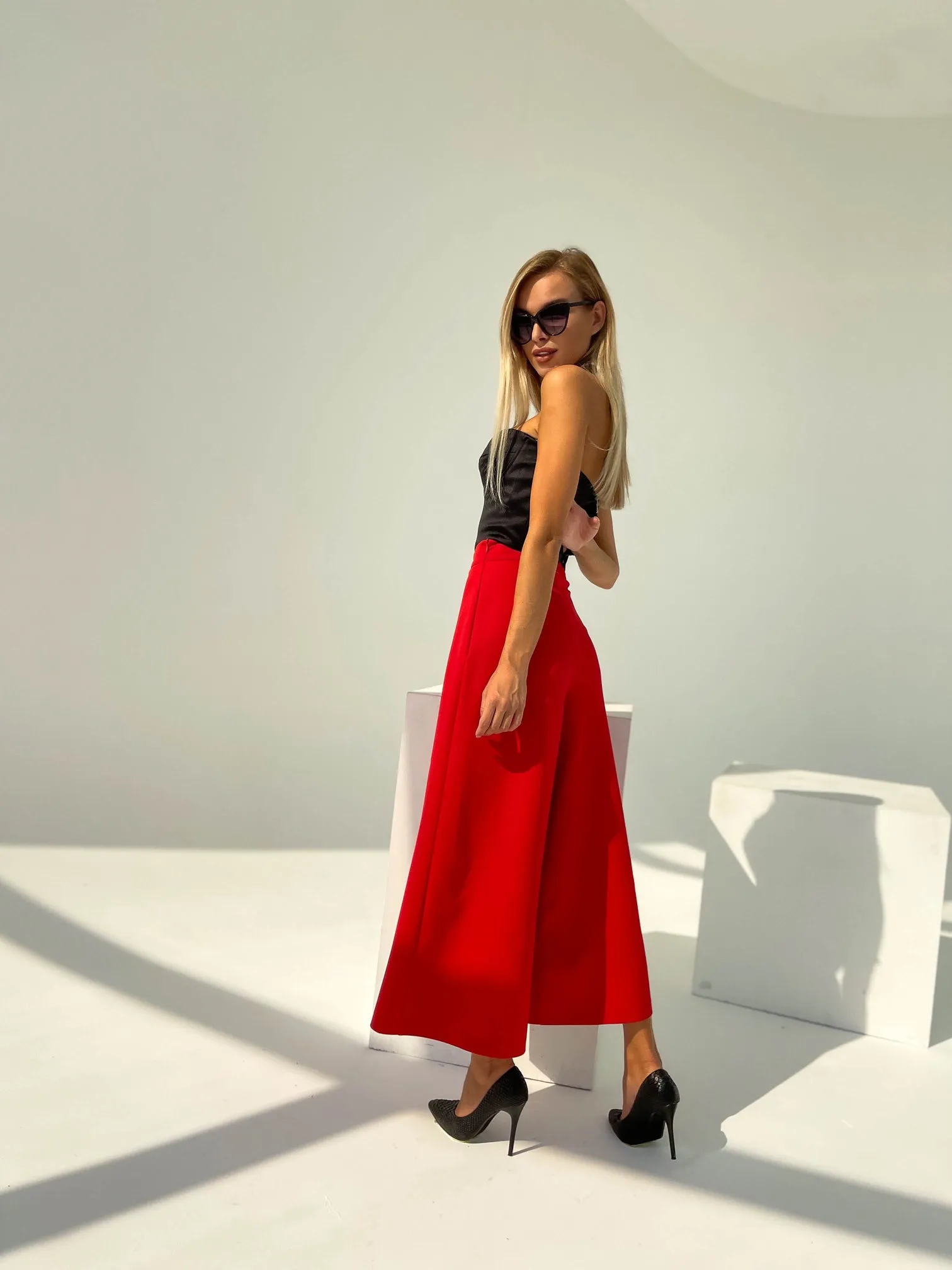 Red High Waist Slit Cuff Сulottes