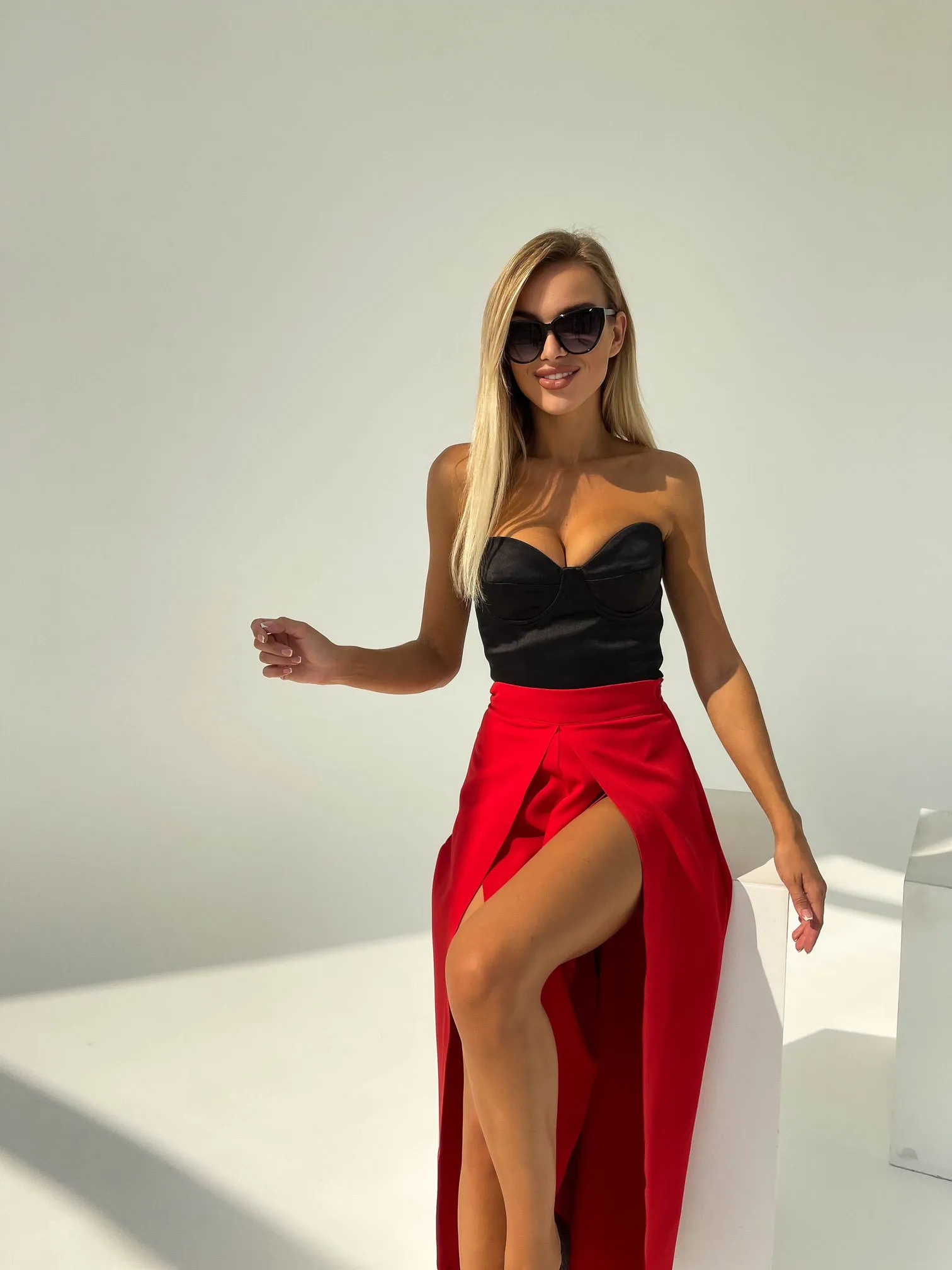 Red High Waist Slit Cuff Сulottes