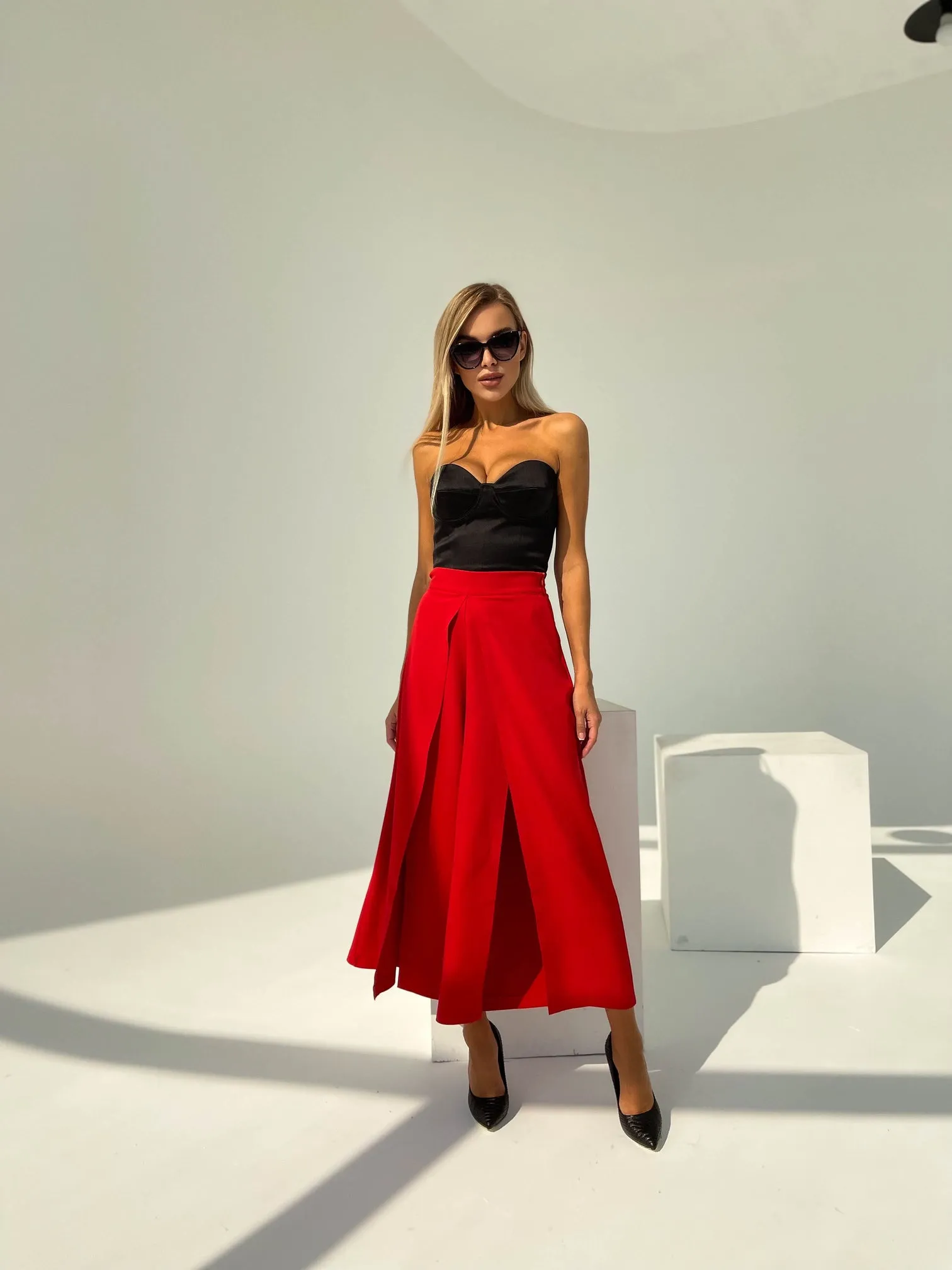 Red High Waist Slit Cuff Сulottes