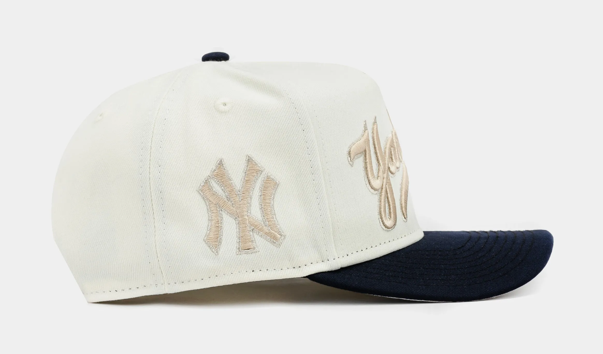 Shoe Palace Exclusive New York Yankees Chrome 950AF Snapback Mens Hat (Beige/White)
