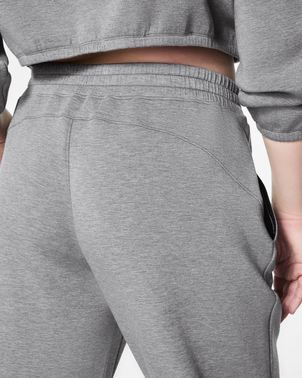 SPANX® AirEssentials Jogger • Medium Heather Grey