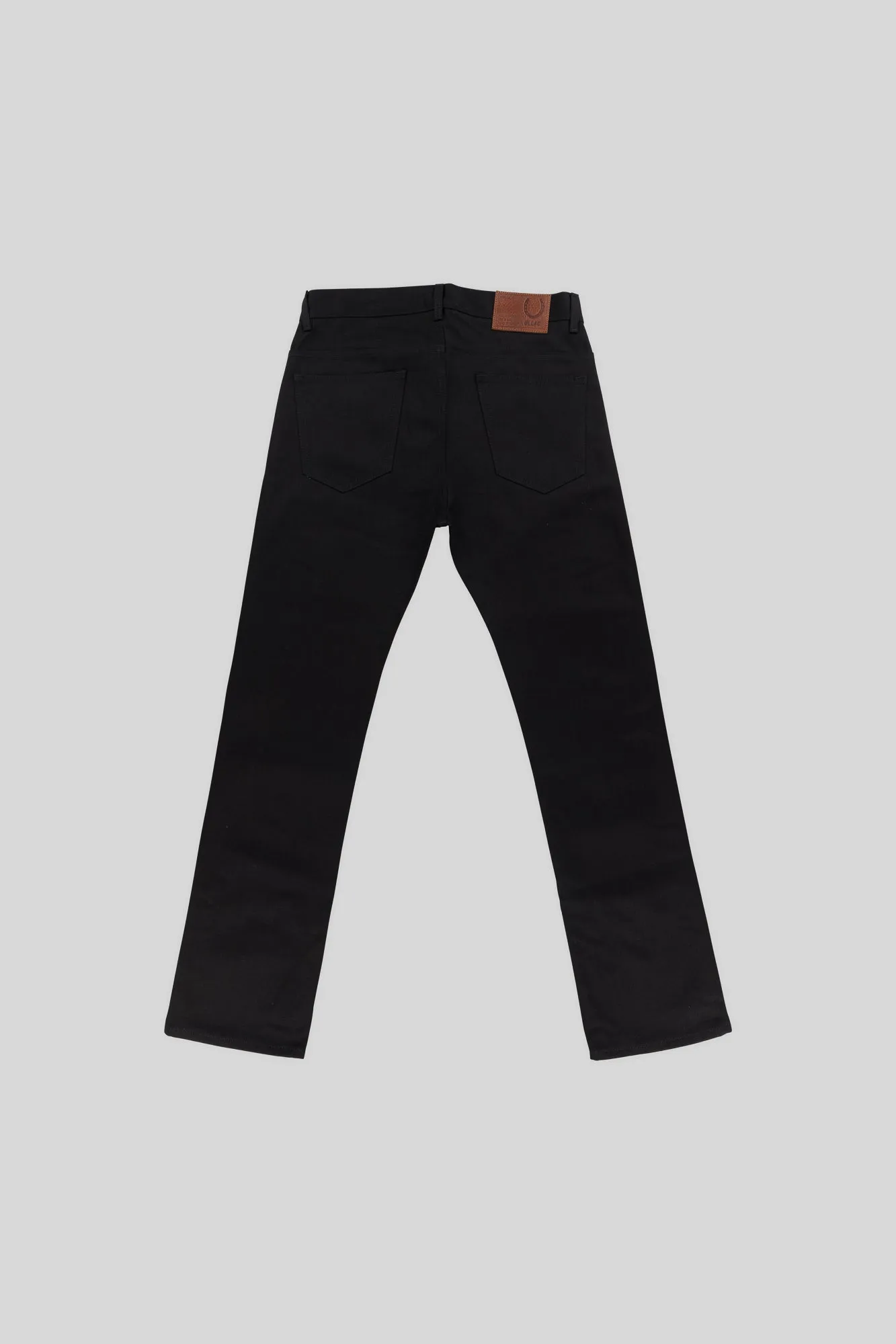 STRAIGHT JEANS - BLACK