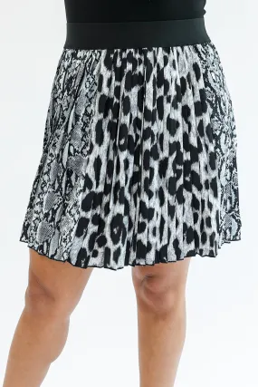 Ultimate Glam Pleated Skirt In Grey