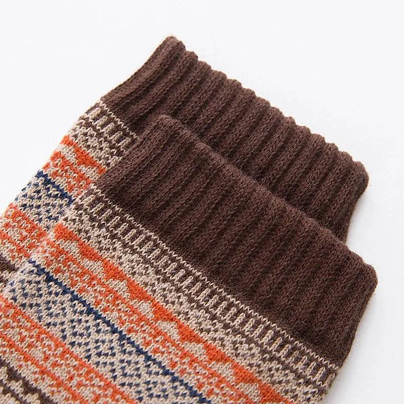 Winter Wool Blend Men's Socks: Stylish Retro Fashion for Warmth